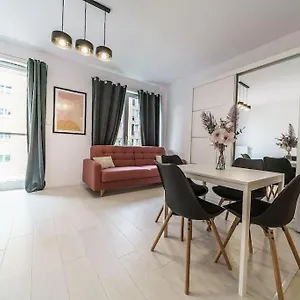 Urbannestgroup - Sienna 65 Apartament Warszawa